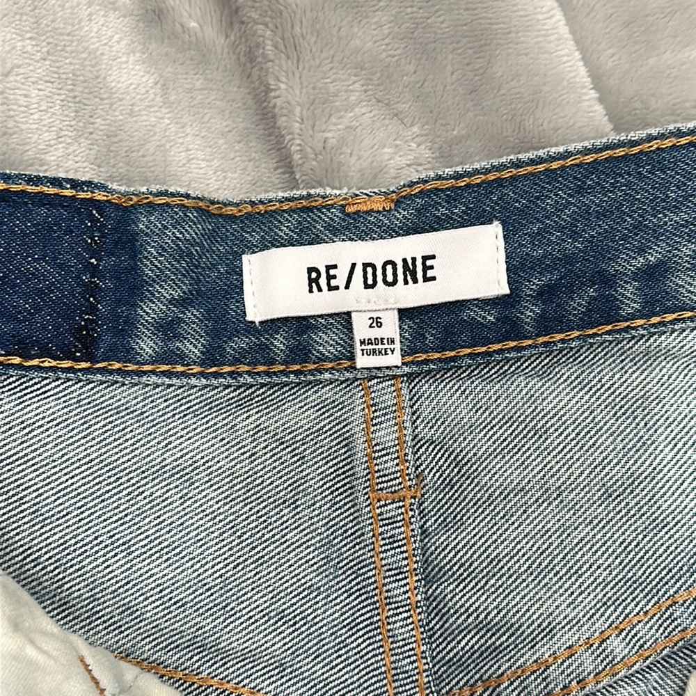 EUC Re/Done Distressed High Rise Jean Shorts Size 26 - Picture 2 of 7
